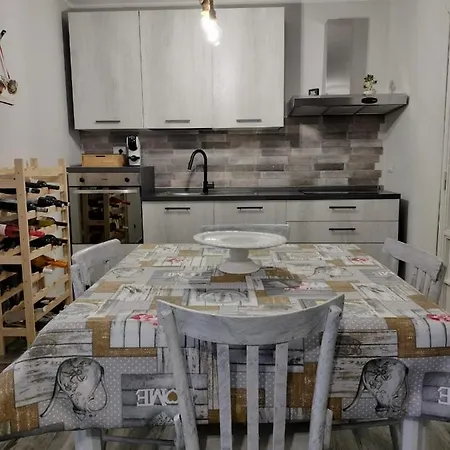 Lägenhet La Casa Di Ali Torre Maggiore